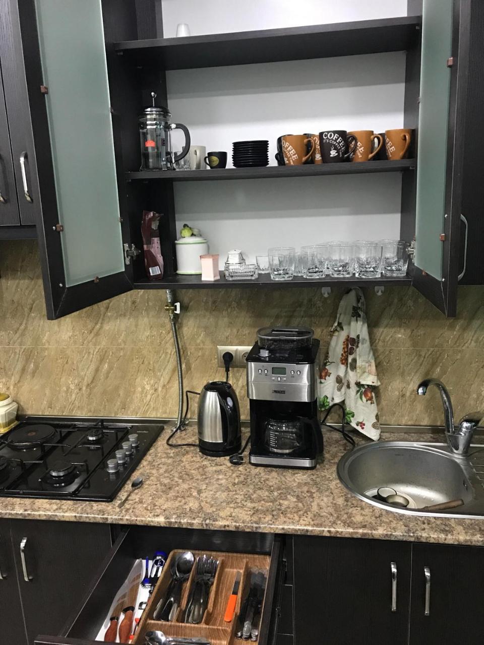 Hotel Victoria 耶烈万 外观 照片