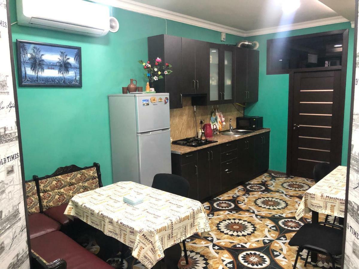 Hotel Victoria 耶烈万 外观 照片