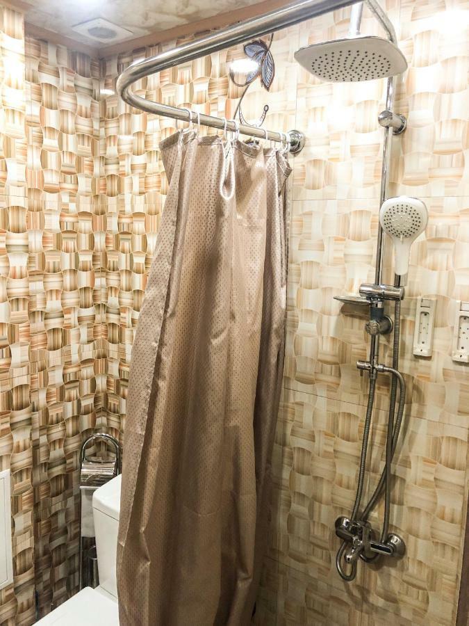 Hotel Victoria 耶烈万 外观 照片